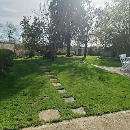 Family-friendly 3 Bedroom In The Countryside! *